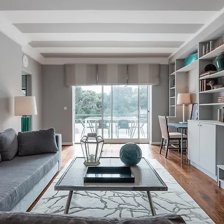 Apartment Chique And Spacious Flat In