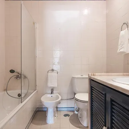 Apartment Chique And Spacious Flat In