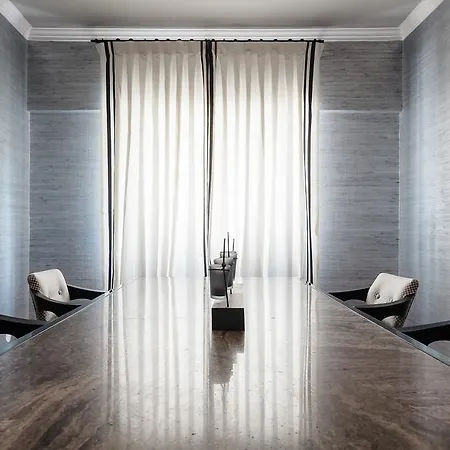 Apartment Chique And Spacious Flat In