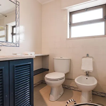 Chique And Spacious Flat In Apartment