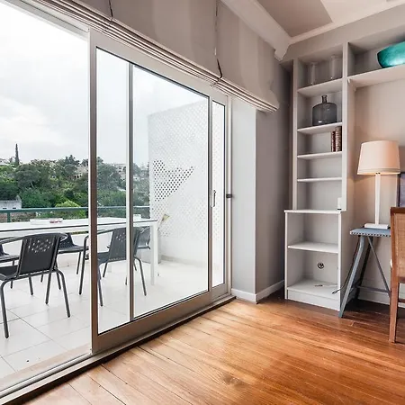 Chique And Spacious Flat In Apartment